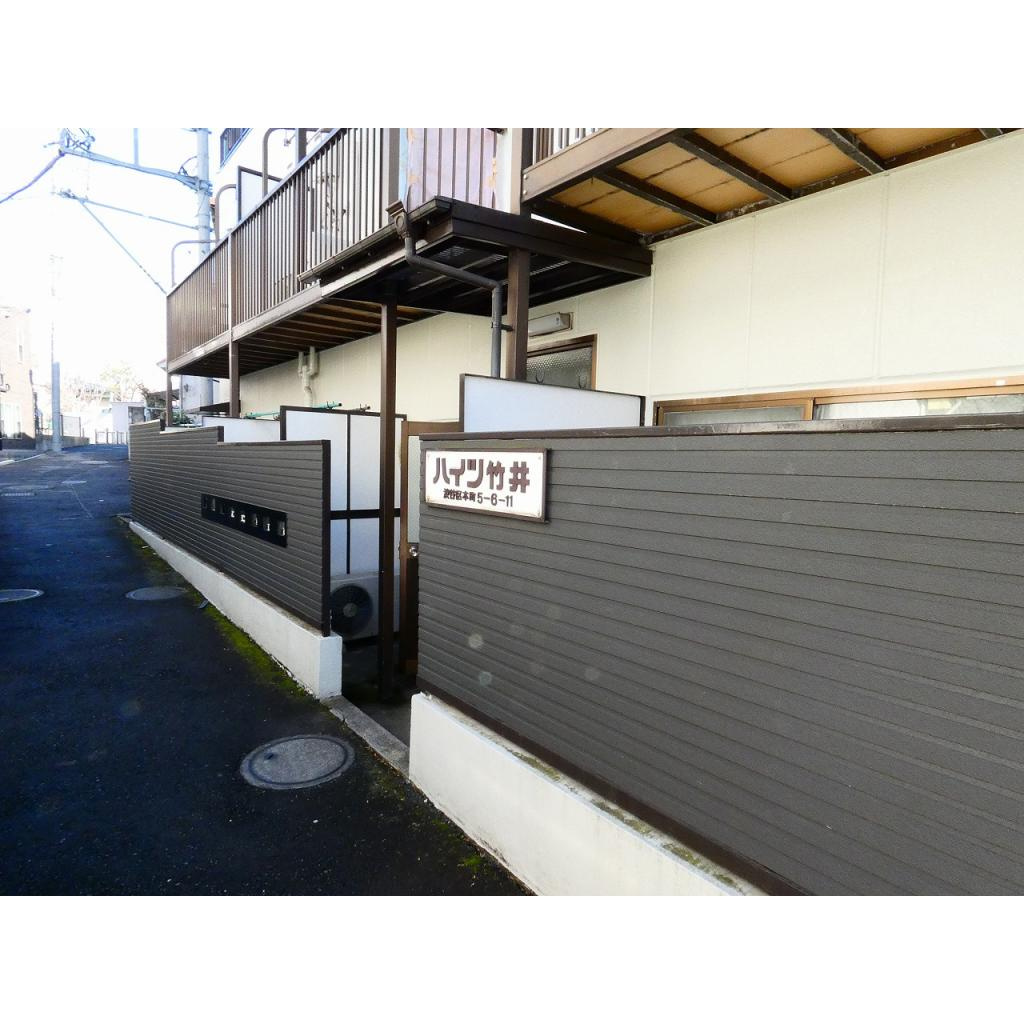 ハイツ竹井のエントランス