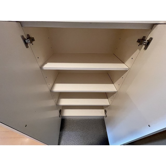 メゾンヌーヴェルの玄関|シューズボックス