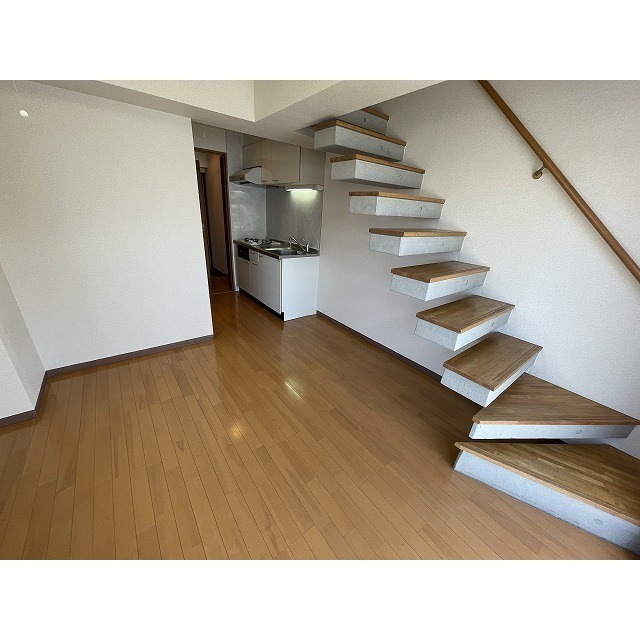 メゾンヌーヴェルの居間・リビング|リビング