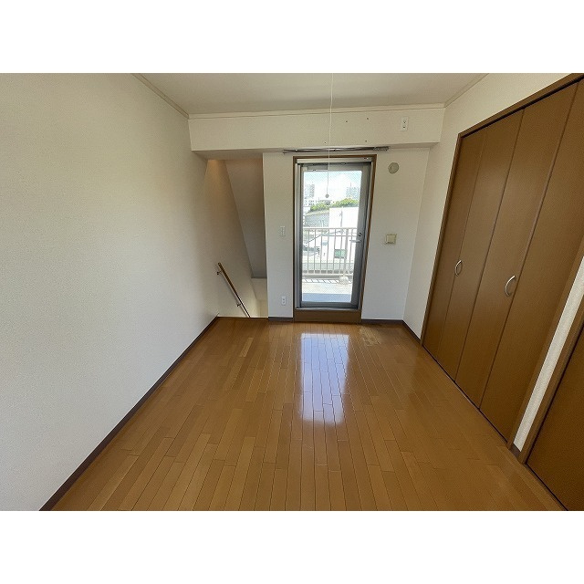 メゾンヌーヴェルのその他|洋室