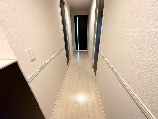 Ｈａｐｐｉｎｅｓｓの内装|廊下