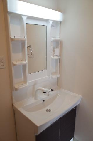 Ｍａｓｕｅｍｏｎ　Ⅱ番館の洗面所|洗髪洗面化粧台