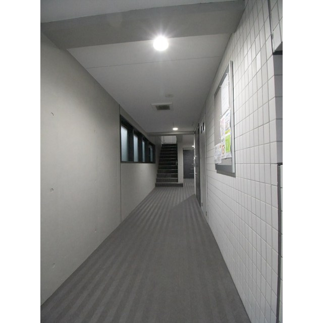 ルネサンスコート王子