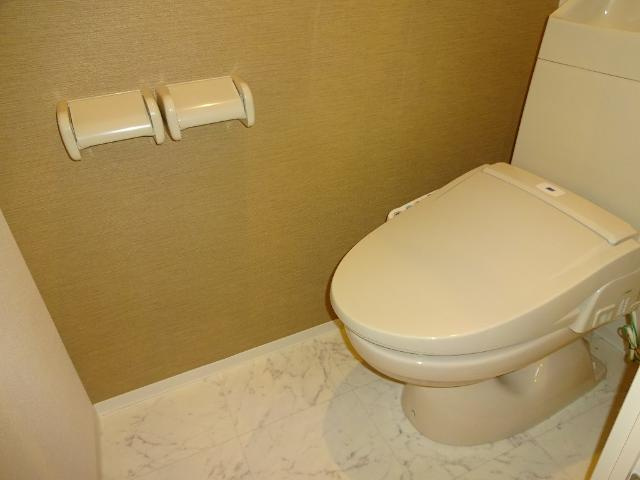 Ritz Elamicaのトイレ|シャワー付トイレ