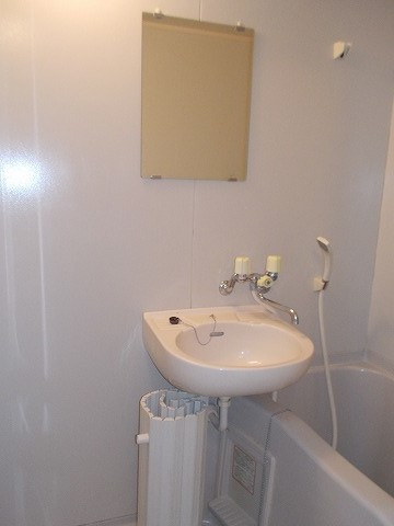 セントラルヴィラ Ⅰの洗面所