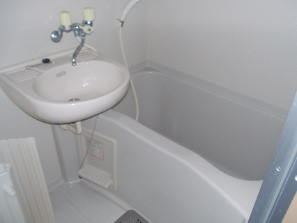 セントラルヴィラ Ⅰの浴室