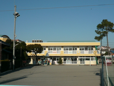 ふじがおか第二幼稚園まで800ｍ