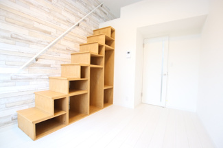 白を基調としたお部屋です