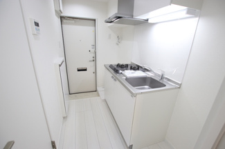 キッチンと玄関