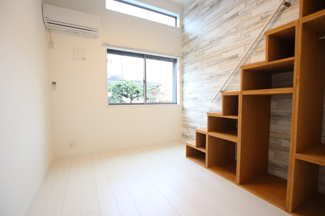 ロフトがあるので天井が高いです