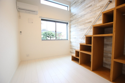 ロフトがあるので天井が高いです