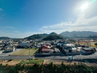 【外観】 | ロワイヤル企救丘☆仲介手数料無料☆ | 居住者様の快適な暮らしを願い、配管から内装まで丁寧にリノベーション工事を行っております。ひとつひとつ厳選された素材で彩られる空間の完成を、ぜひご覧ください。