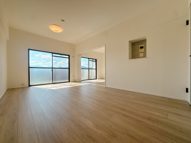 【居間・リビング】 | ホワイトパレス姪浜☆仲介手数料無料☆