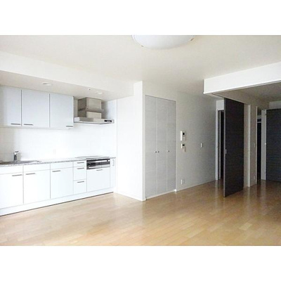 【居間・リビング】 | THE TOKYO TOWERS SEA TOWER