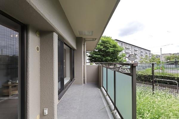 【バルコニー】 | オークヒルズ香里弐番館