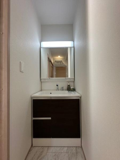 【独立洗面台】