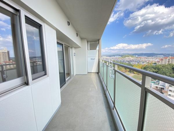 【バルコニー】 | フィレール西神南