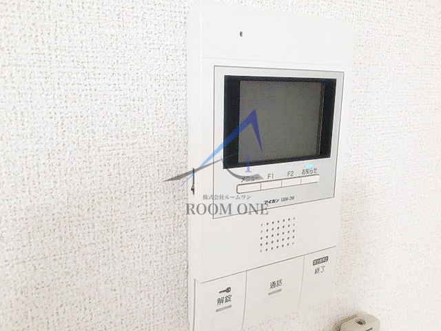 メゾンド・ファベルのセキュリティ|モニター付きインターホンです。