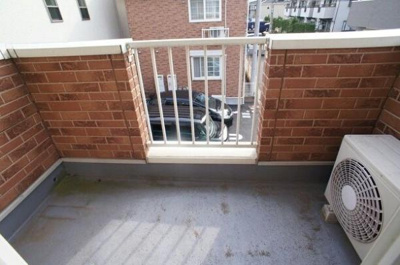 【バルコニー】 | エヴァーグリーンレジデンスＢ