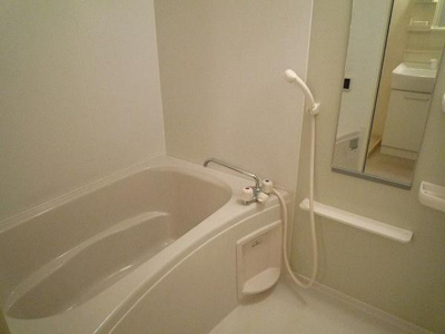 【浴室】 | エヴァーグリーンレジデンスＢ