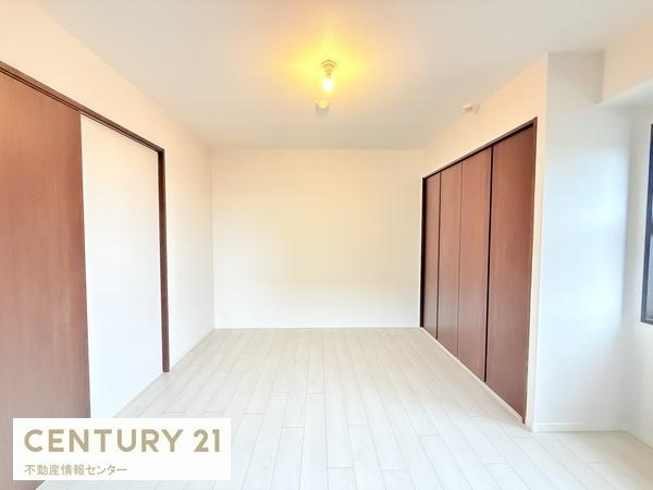 【洋室】 | シャルマンフジ住之江公園ドシール | バルコニーからの南側洋室アングル