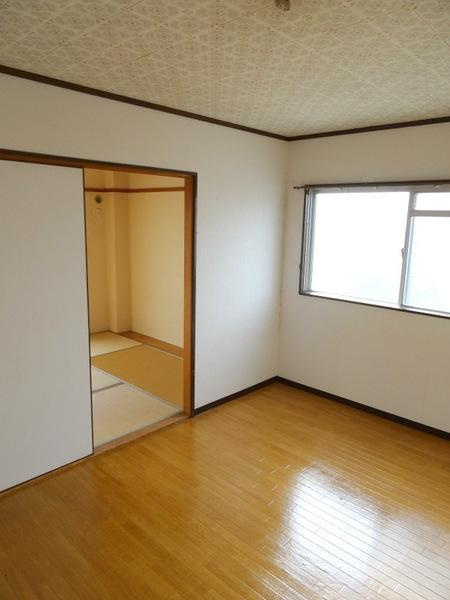 マンション西平の寝室|★つながる間取り★