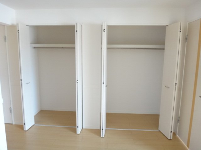 サニーハイムの収納|クローゼット