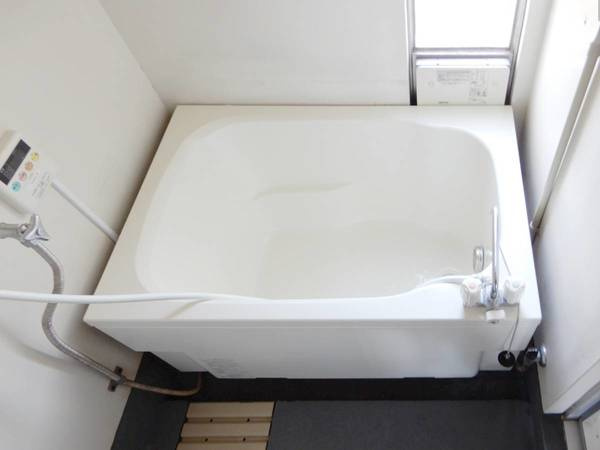 ビレッジハウス富山北2号棟の浴室|ビレッジハウスの同一物件・同一タイプの間取りの写真です