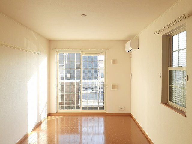 ブライト　ヒル　ハウス　Ａの居間・リビング|こちらの居間で趣味の時間をお楽しみください