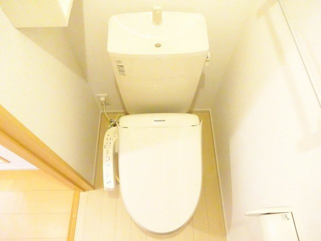 ソレイユ高岡Ⅰのトイレ|清潔感のあるトイレです