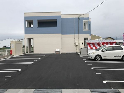 【駐車場】 | メゾン　ド　グラティア