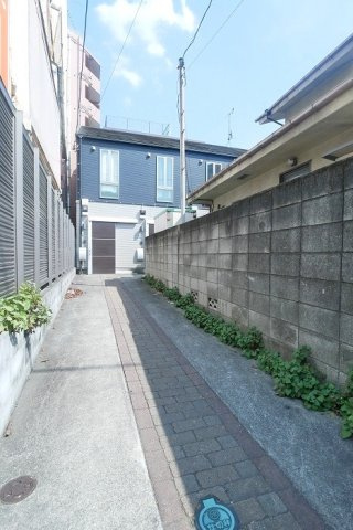 Ｆ－ｇａｒａｇｅ野方の外観