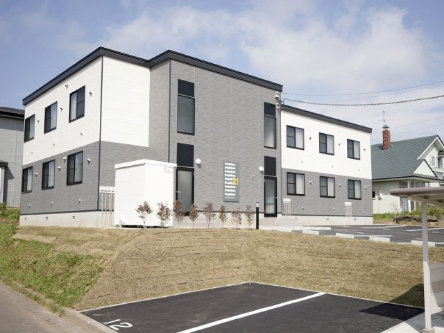 レオパレスノースフォレストの外観