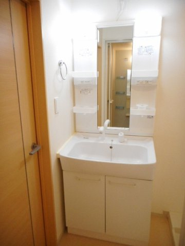 ピアチェーレⅡの洗面所