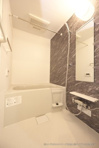 Ｌａ・ＣａＳａ　ＮＯＡＨの浴室