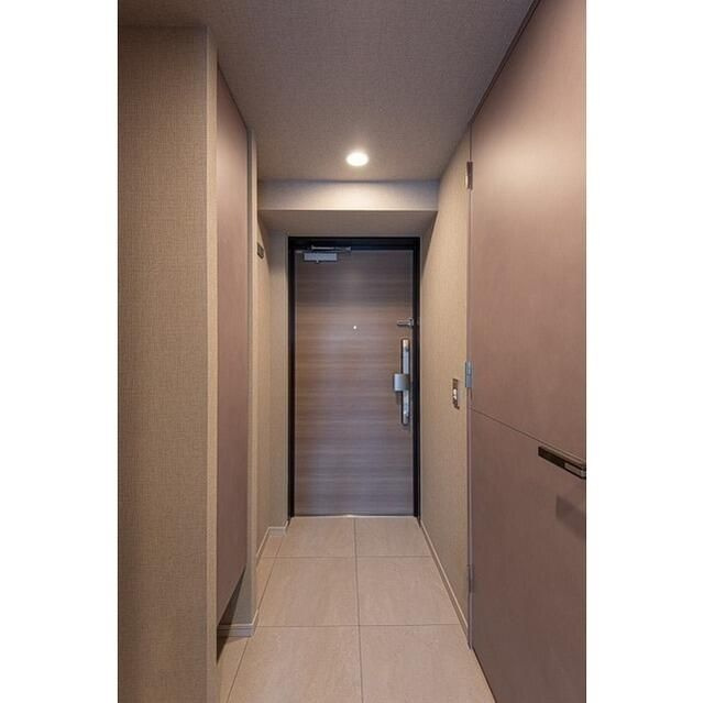 ルフォンプログレ神田プレミアの玄関