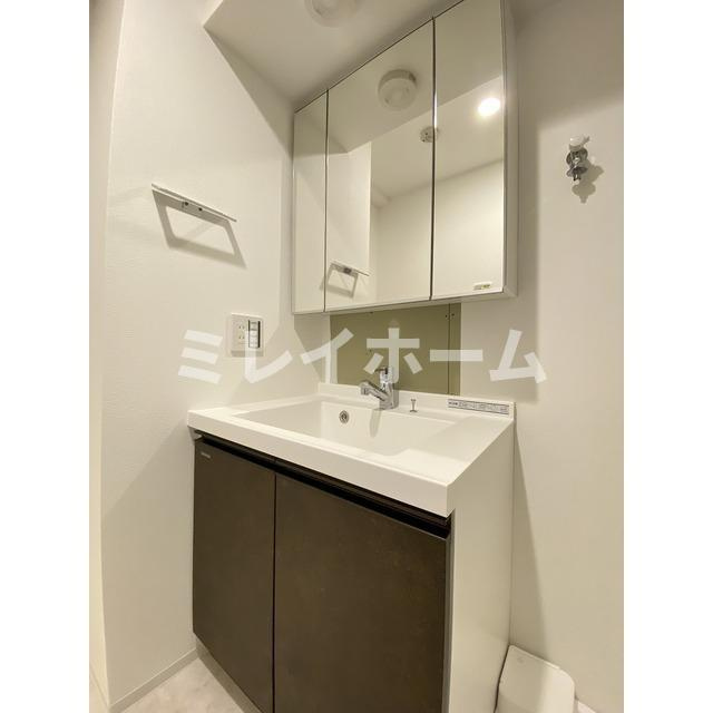 LIBR GRANT 羽田の洗面所