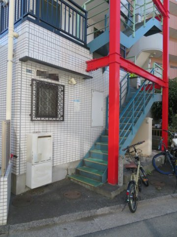 戸田市上戸田２丁目の一棟マンション