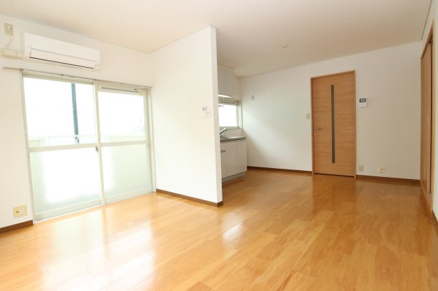 【居間・リビング】 | プラドール　B棟