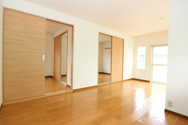 【居間・リビング】 | プラドール　B棟