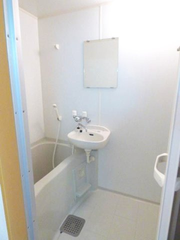 フィオーレ南太田の浴室