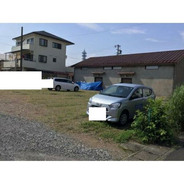 岐阜市加納新本町３丁目のアパートの駐車場