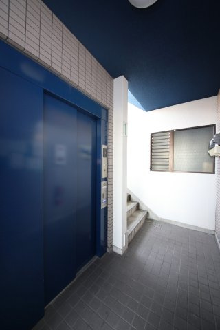 サード・サワータウンのその他