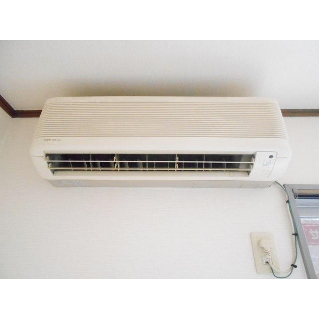 ワラヤビルの設備|エアコン