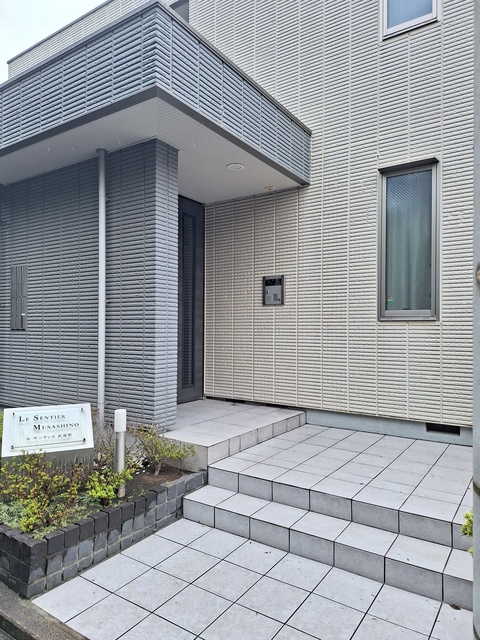 ルサンティエ武蔵野のエントランス|★エントランス★