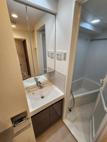 【独立洗面台】