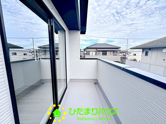 久喜市久喜東27期　新築一戸建て　02　リガーレのバルコニー|陽当たり良好なバルコニーです