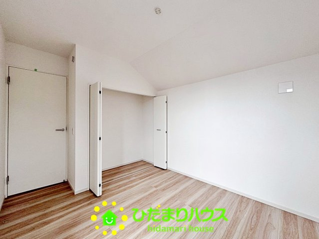 久喜市久喜東27期　新築一戸建て　02　リガーレの収納|収納スペースもしっかりしています！