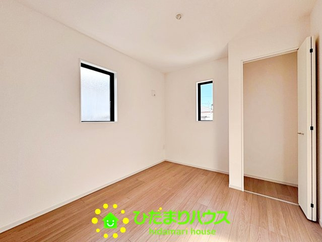 久喜市久喜東27期　新築一戸建て　01　リガーレの収納|便利な収納スペースです！！