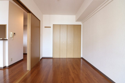 【寝室】 | リヴェール楠根